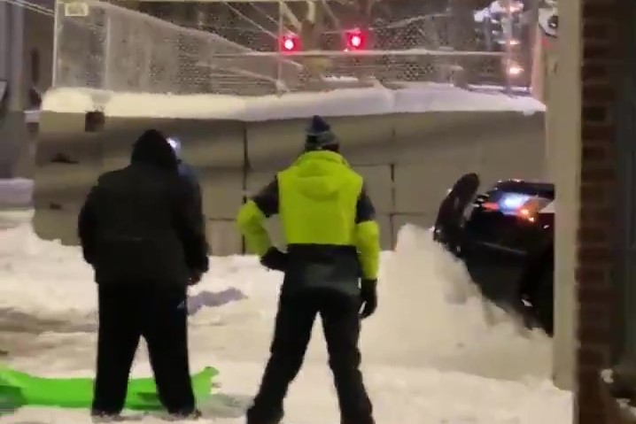 Seattle Protesters Block in East Precinct With Wall of Snow